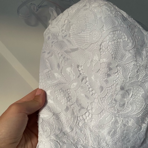 Brand New! Wedding Dress - Picture 5 of 14